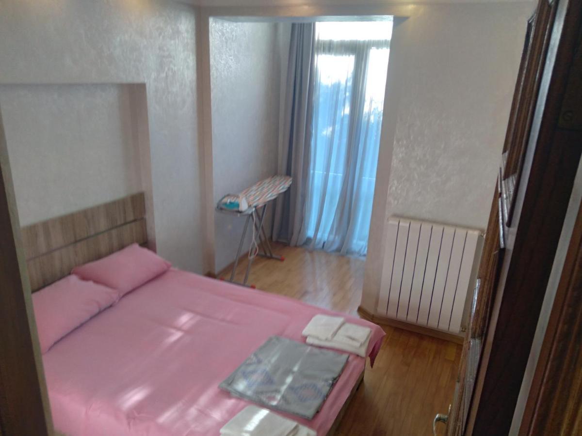 Oldbatumi Apartment Kültér fotó